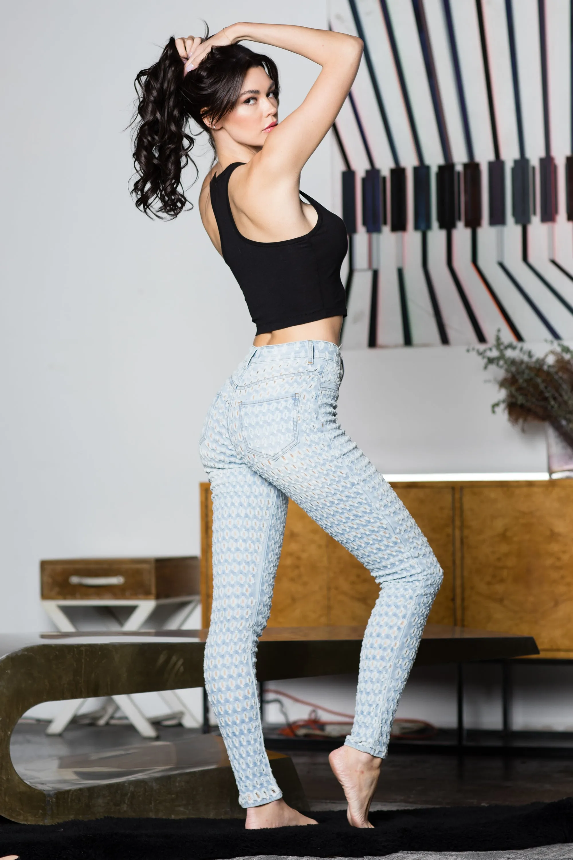 40495 Women's High Rise Skinny Jeans Shotgun Punctured Denim