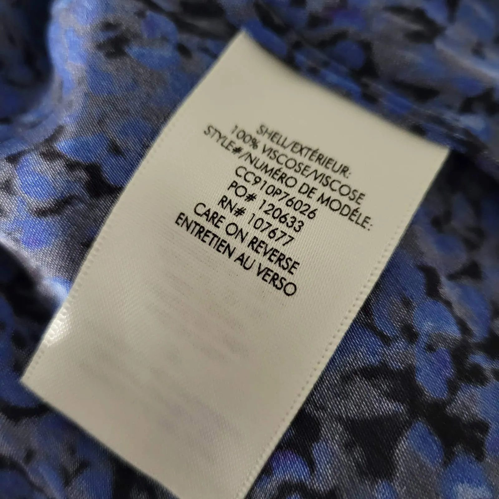 Alice   Olivia Tie Neck Blouse Pussybow Shirt Dark Blue Print Satin Top Size XS