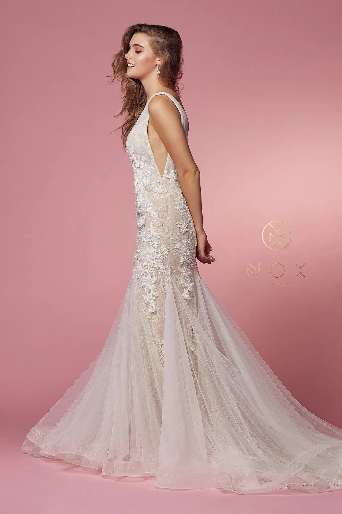 Floral Applique Mermaid Bridal Gown by Nox Anabel JE917
