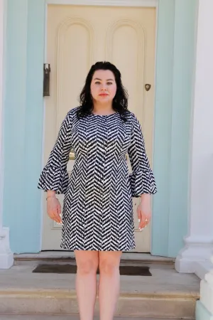 Gisel Monochrome Shift Dress