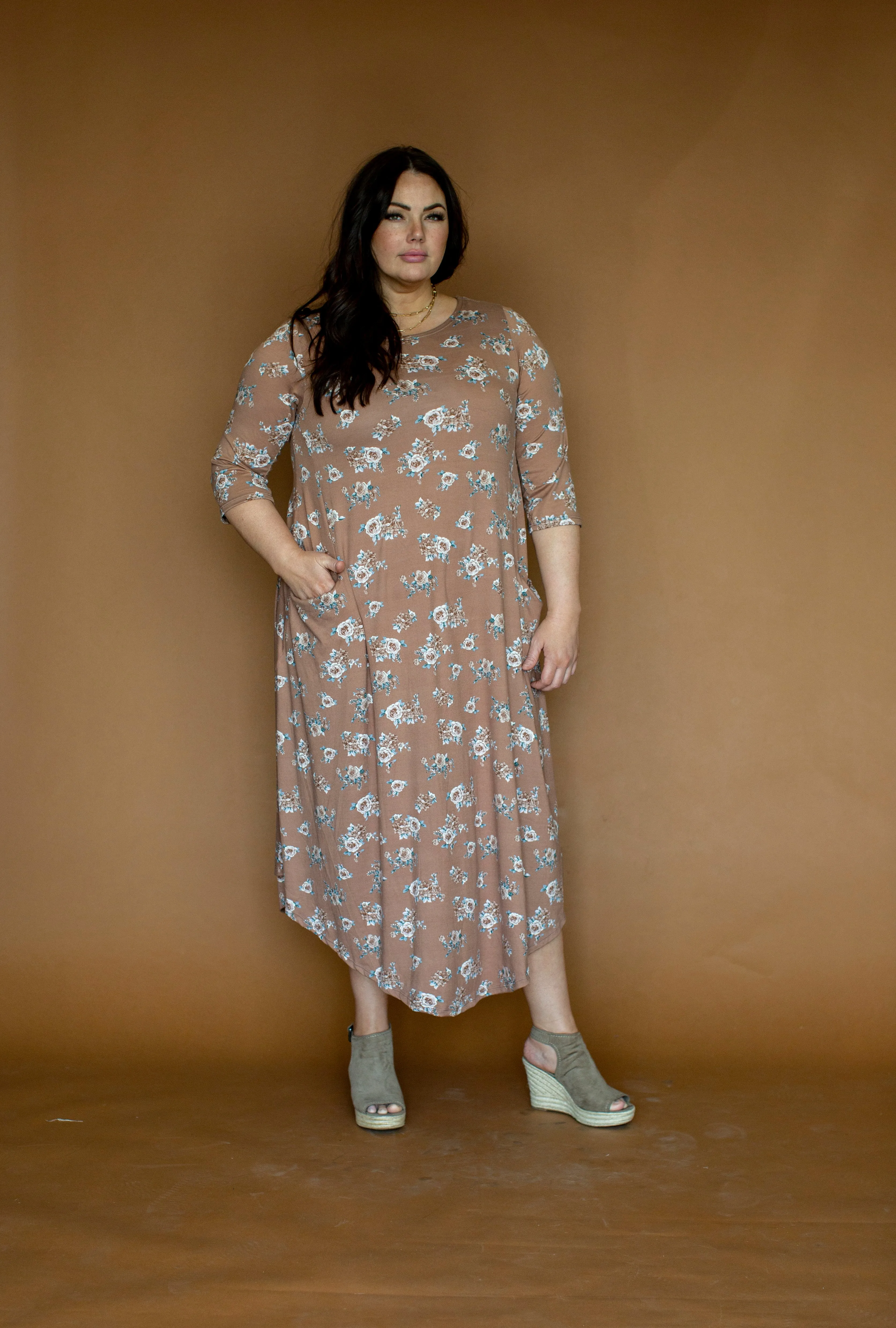 Jessi Dress Tan Floral