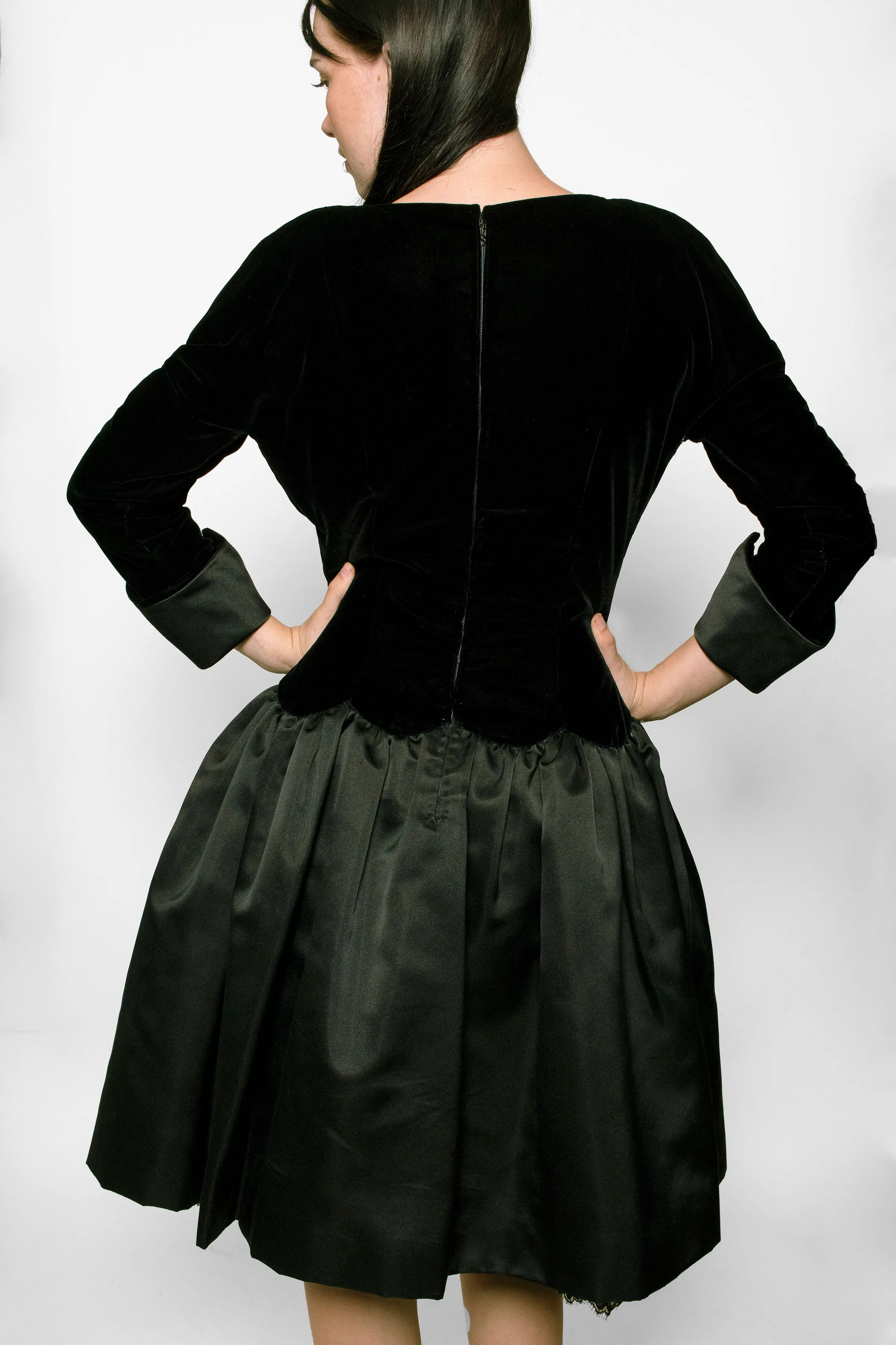 Oscar De La Renta Black Bow Cocktail Dress