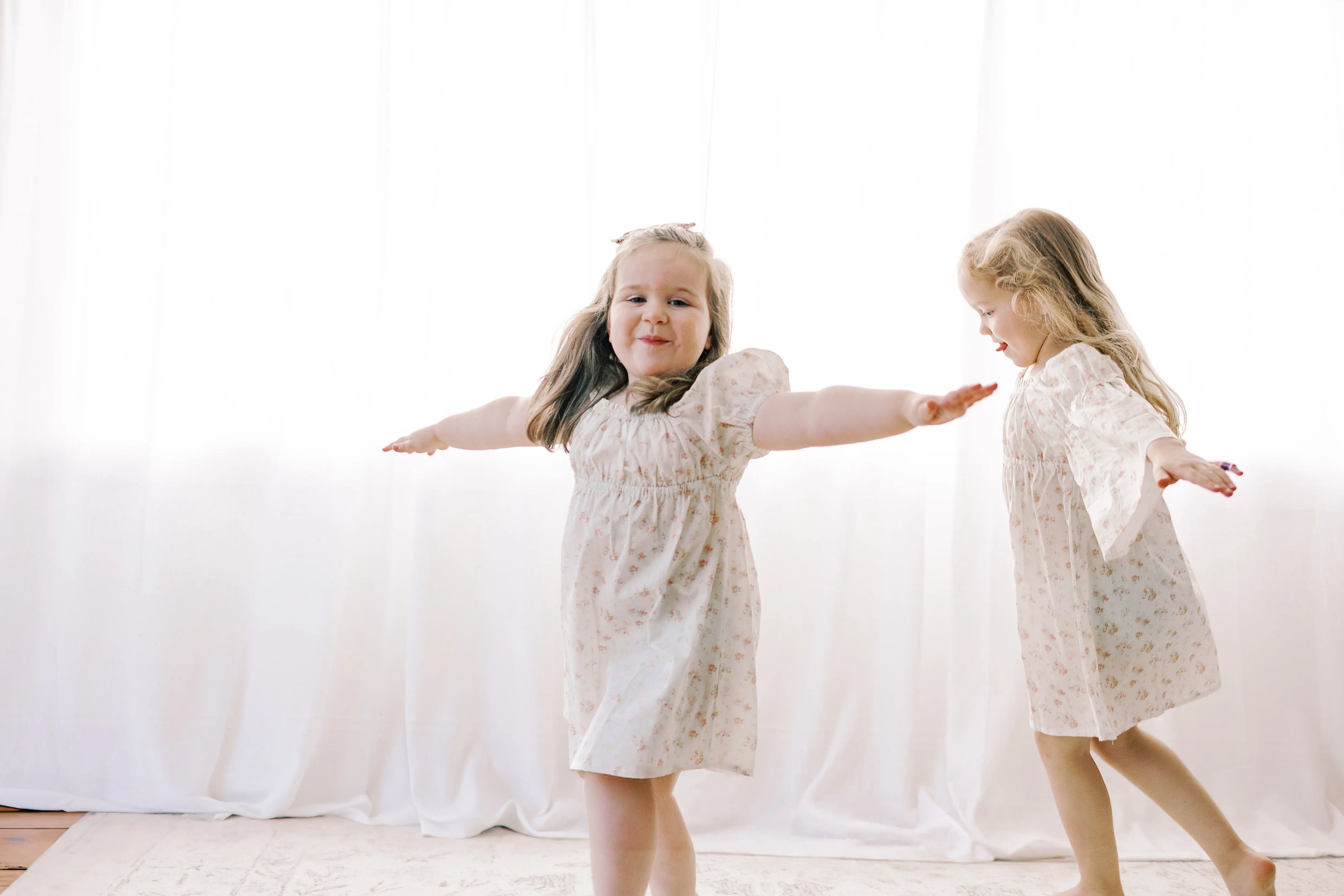 The Kennedi Dress- Heirloom Garden| Short Sleeve