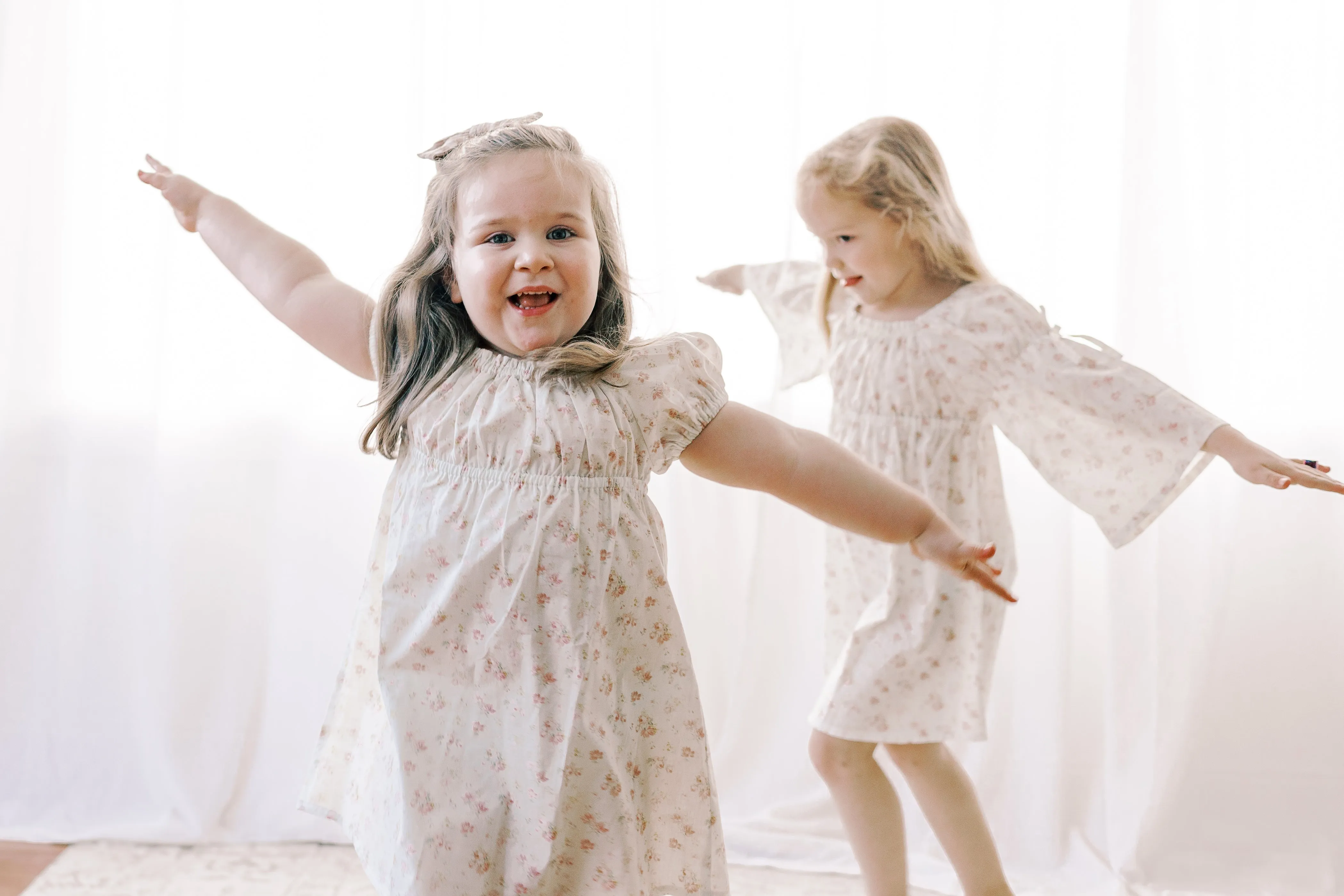 The Kennedi Dress- Heirloom Garden| Short Sleeve
